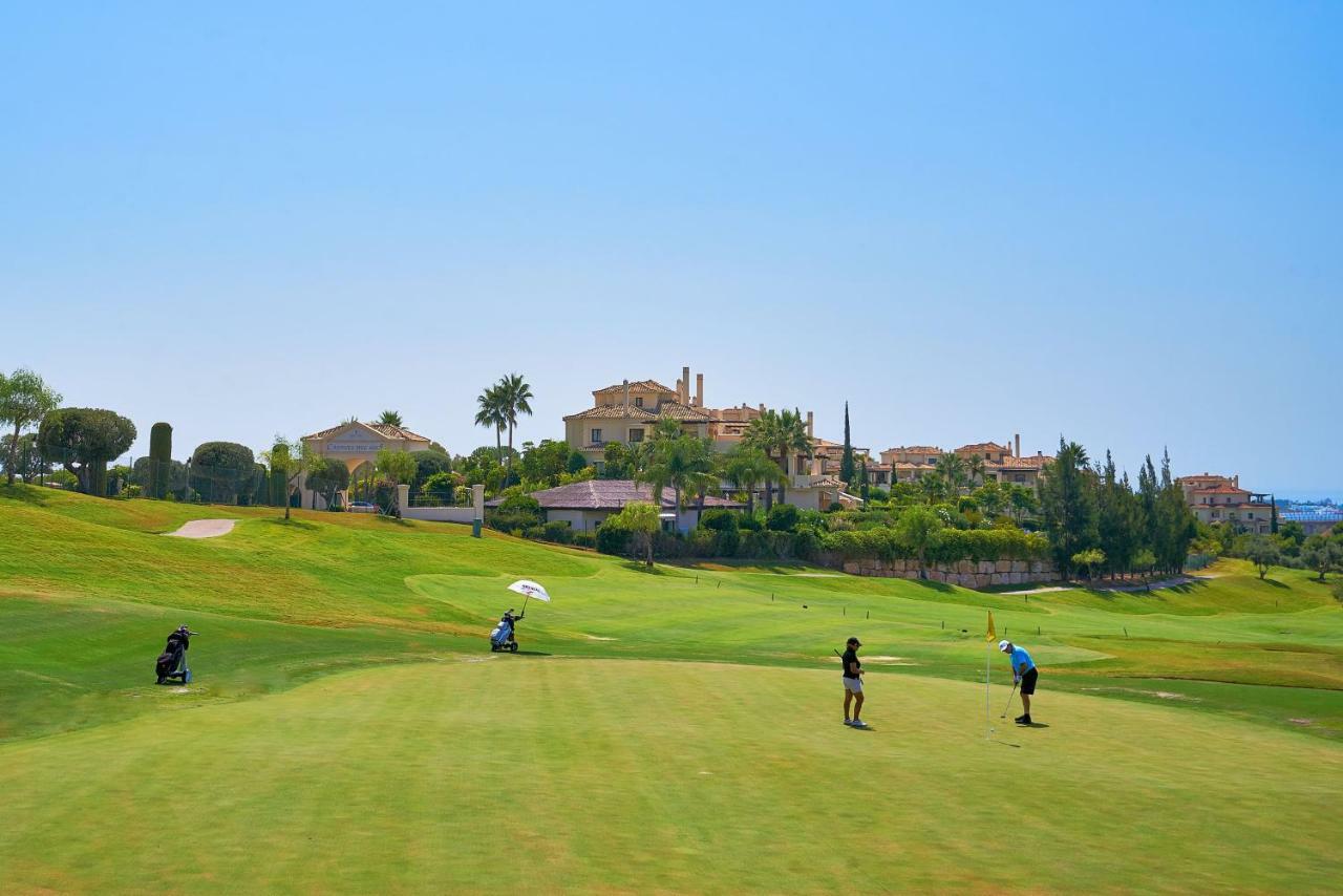Ferienwohnung Capanes Del Golf Benahavís Exterior foto
